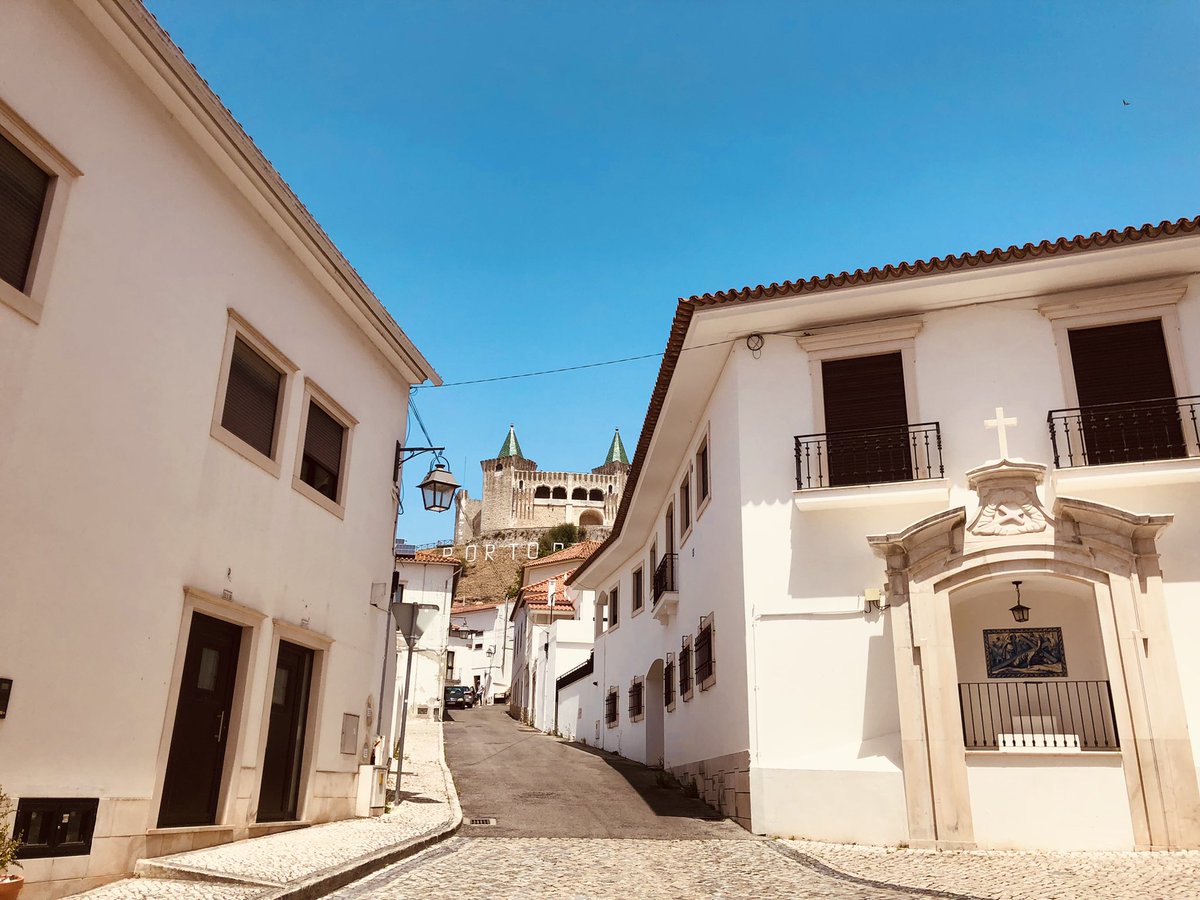 NigeYC's tweet photo. Home for a few days 🇵🇹☀️ #Por #Portugal #portodemos https://t.co/Mkd89fG7lQ