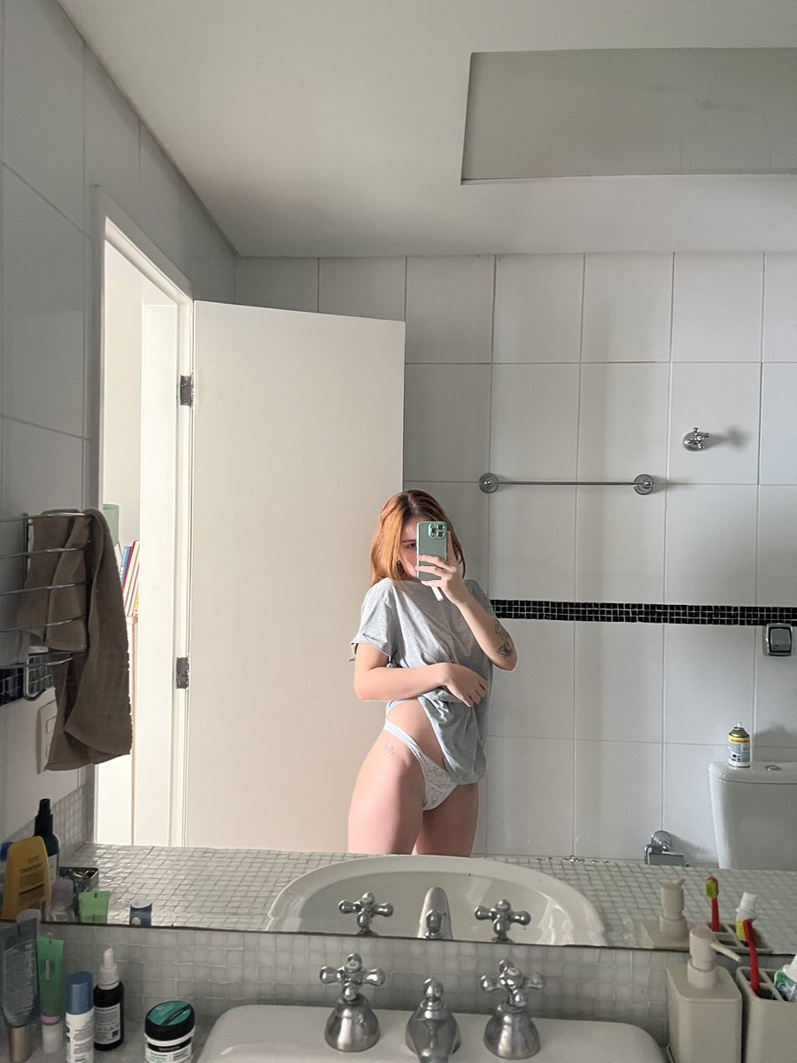 carolbiazin's tweet image. bom dia