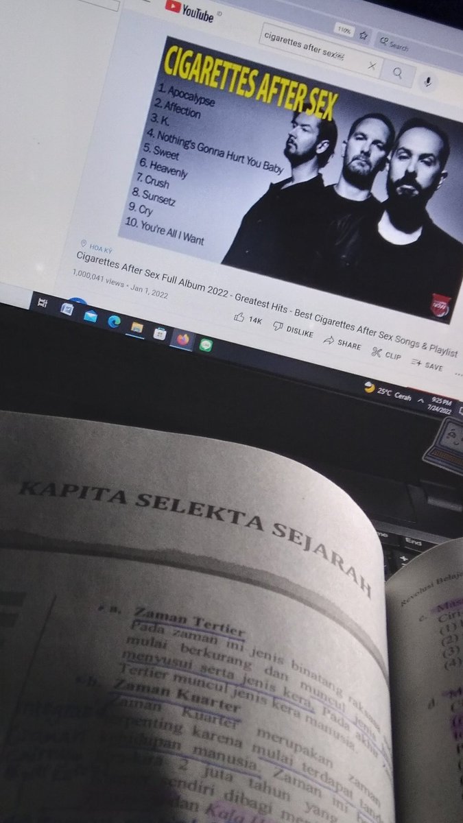 cryerrday's tweet image. 24/07/22
`gatau konsepnya gimana belajar baru kelar jam seginiii pdhal besok sekolah full dayyyy, semangattt kita smwaaaa🧚‍♀️🍡🤍⚡`