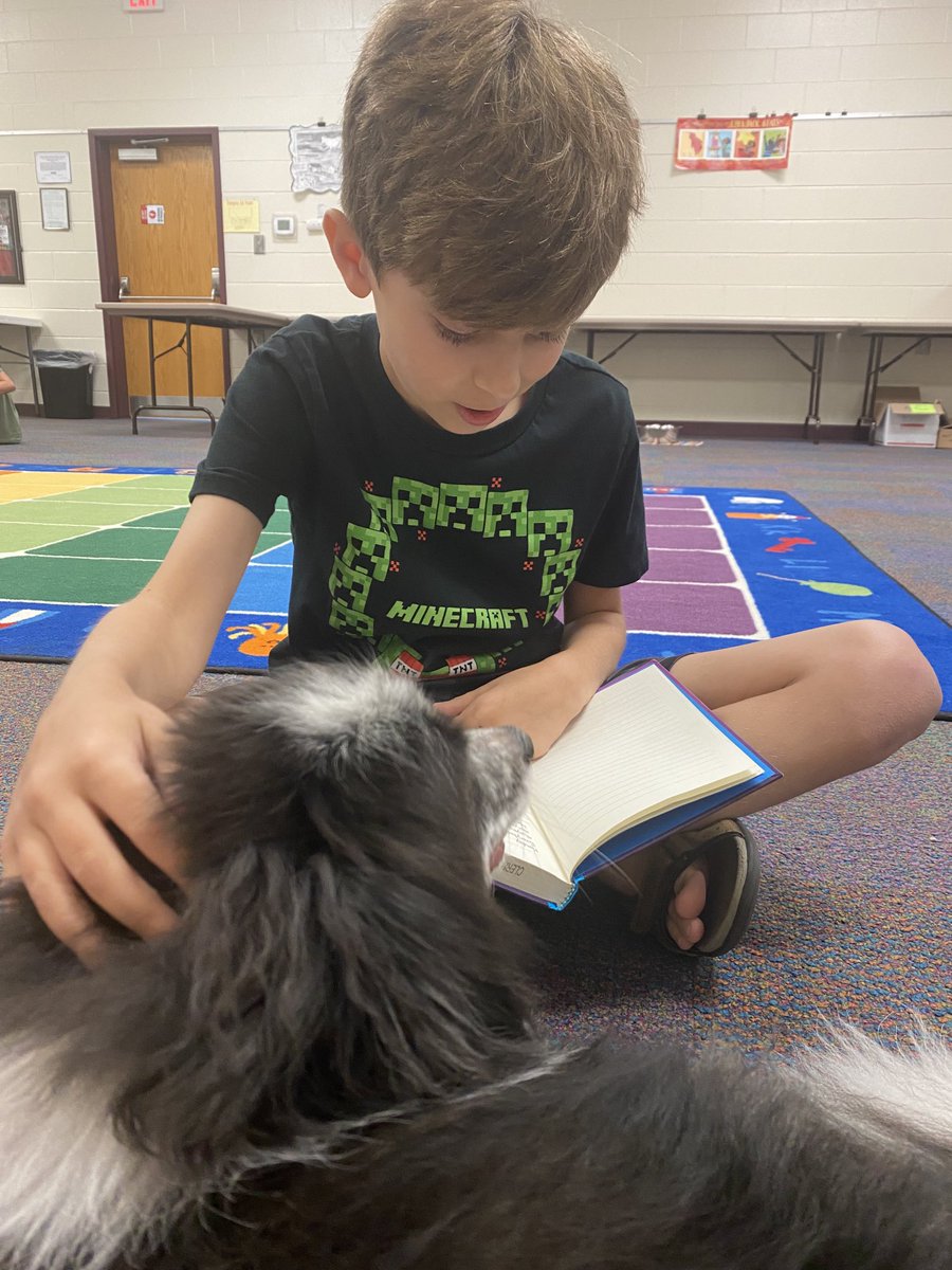 test Twitter Media - Finn making new friends at ⁦⁦@clermontlibrary⁩ Amelia branch Barks & Books and ⁦@RMHCincinnati⁩ ⁦@pet_partners⁩ #therapypet https://t.co/BBwRaVZLcX