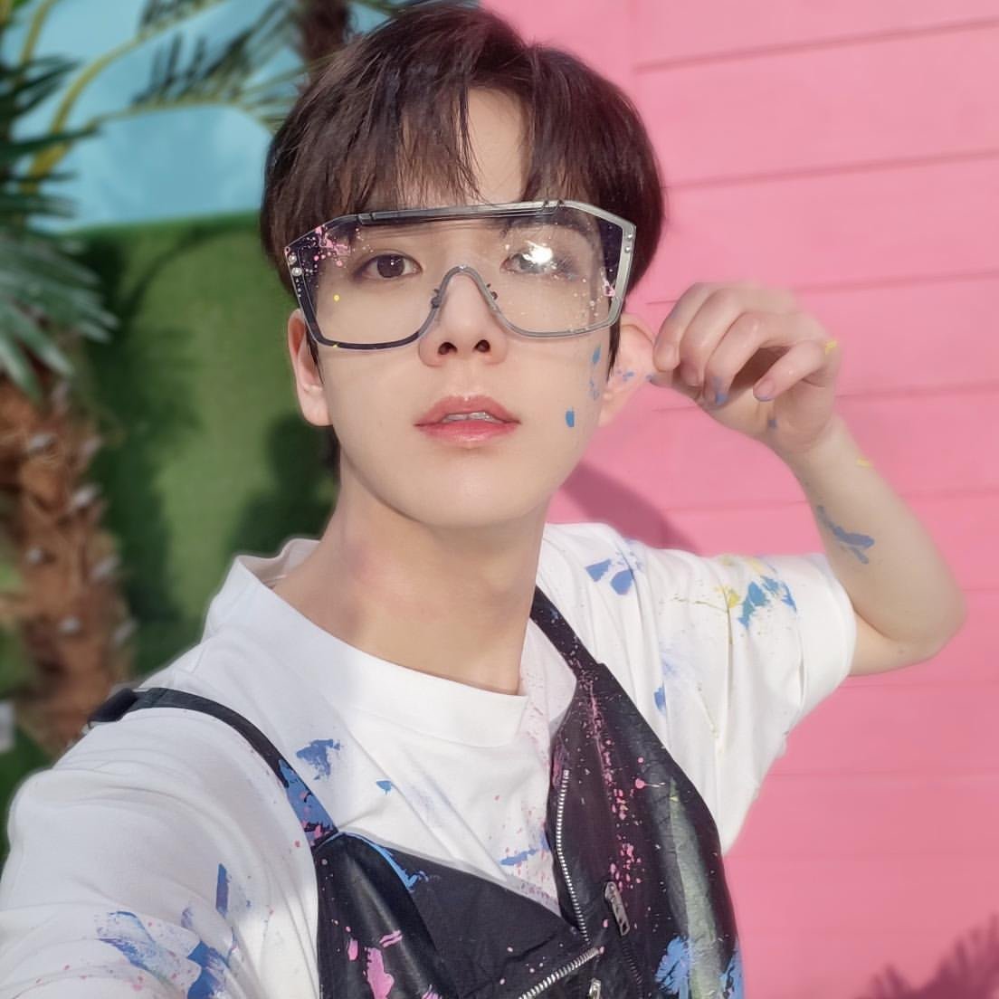 우리 애 얼굴이 이렇게 잘났어요 tweet media