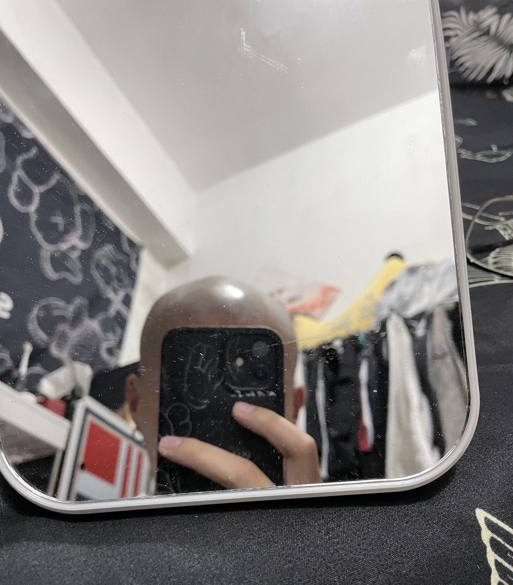 反光😍
#光头 #寸头 #剃头 #光头犬