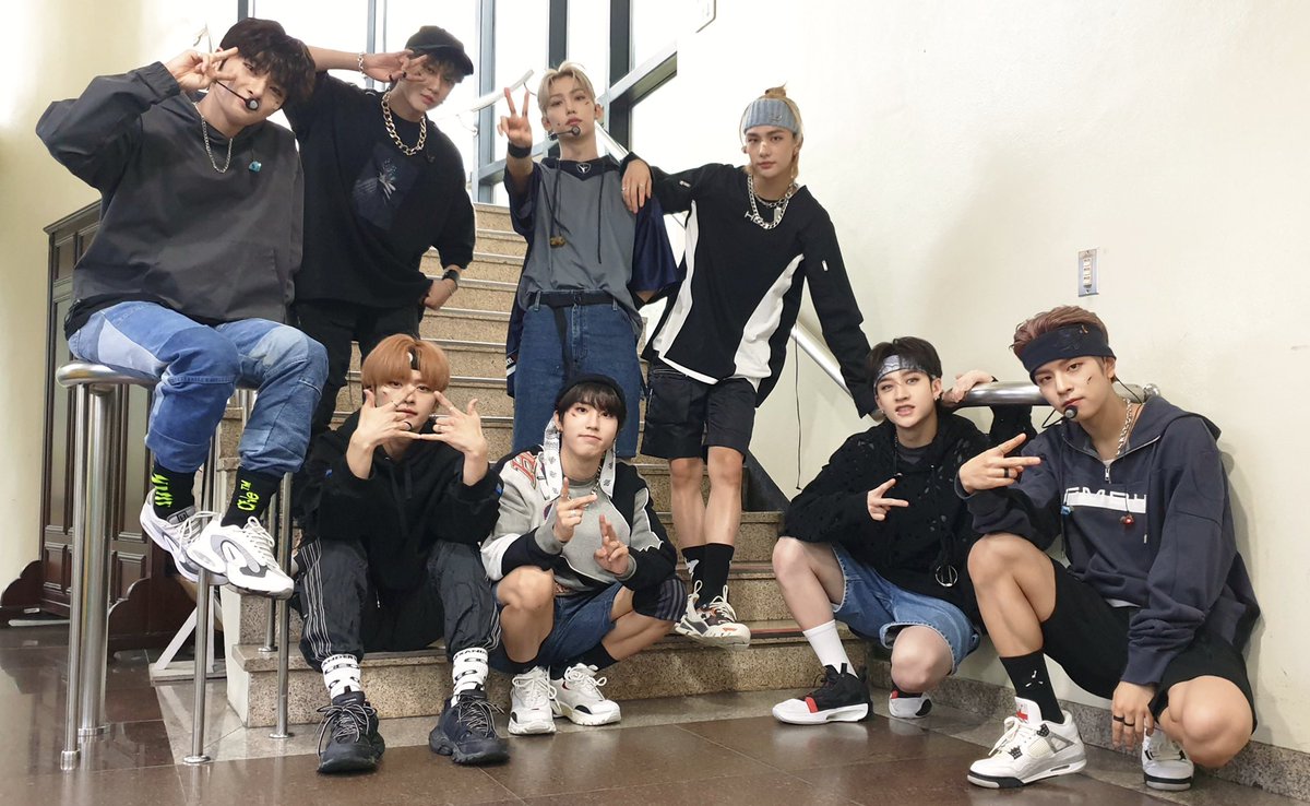 yunaa_baee's tweet photo. #LetStrayKidsRest
STRAY KIDS не роботы! Они люди которым нужен отдых!!!!!
@jypnation https://t.co/38tsJ0785X
