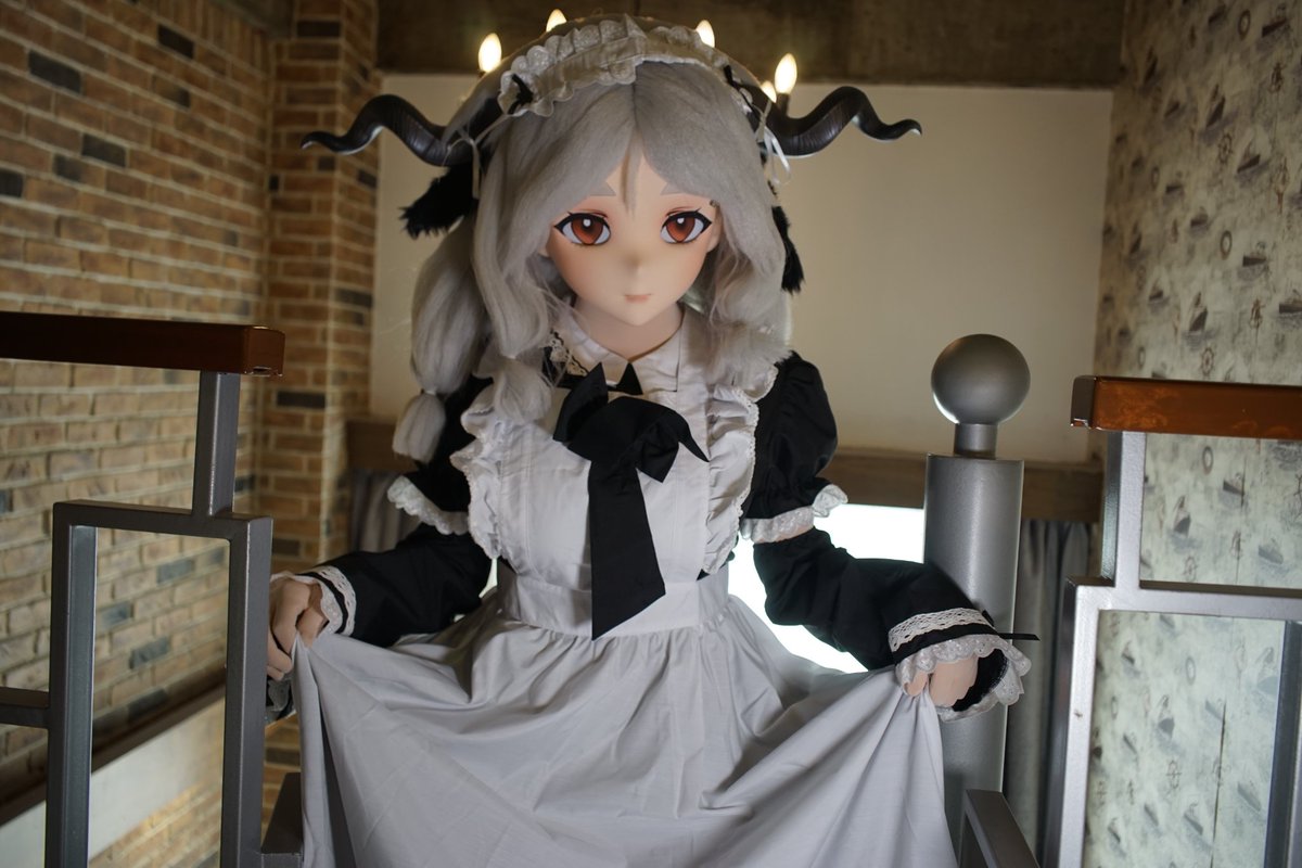 老爷，午安

这件嘛，这件是维多利亚那边的女佣服。老爷觉得怎么样呀

谢谢老爷夸奖，这边还有一锅鸡汤准备送去蔓珠院，就先告辞了～
——————————————

第一次正儿八经拍照呢～
📷：<a href="/yuzu_kong/">yuzunya~</a>
🐏：我自己～
柚子辛苦啦～～