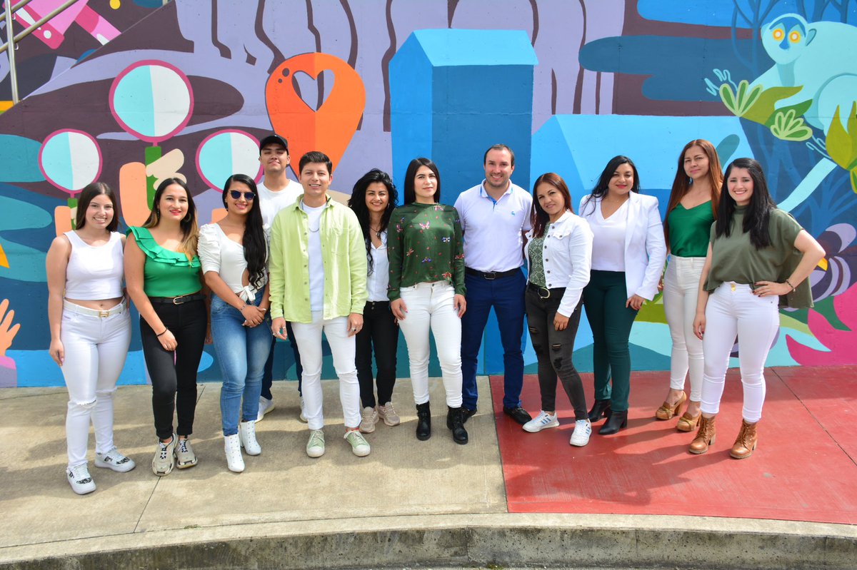En el Centro de Educación a Distancia celebramos los 50 años de la <a href="/umanizales/">Universidad de Manizales</a> apoyando y acompañando a nuestros estudiantes y profesores de la modalidad virtual y, de esta manera, seguir transformando vidas.