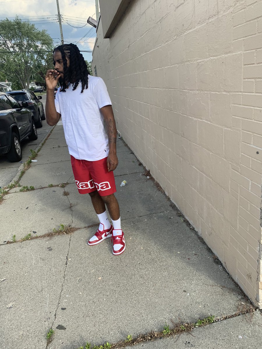 Younghustle___'s tweet photo. Don’t got to prove I’m real just got to show i ain’t Dumb❗️💂🏾‍♂️ https://t.co/A0atKIA9Jo