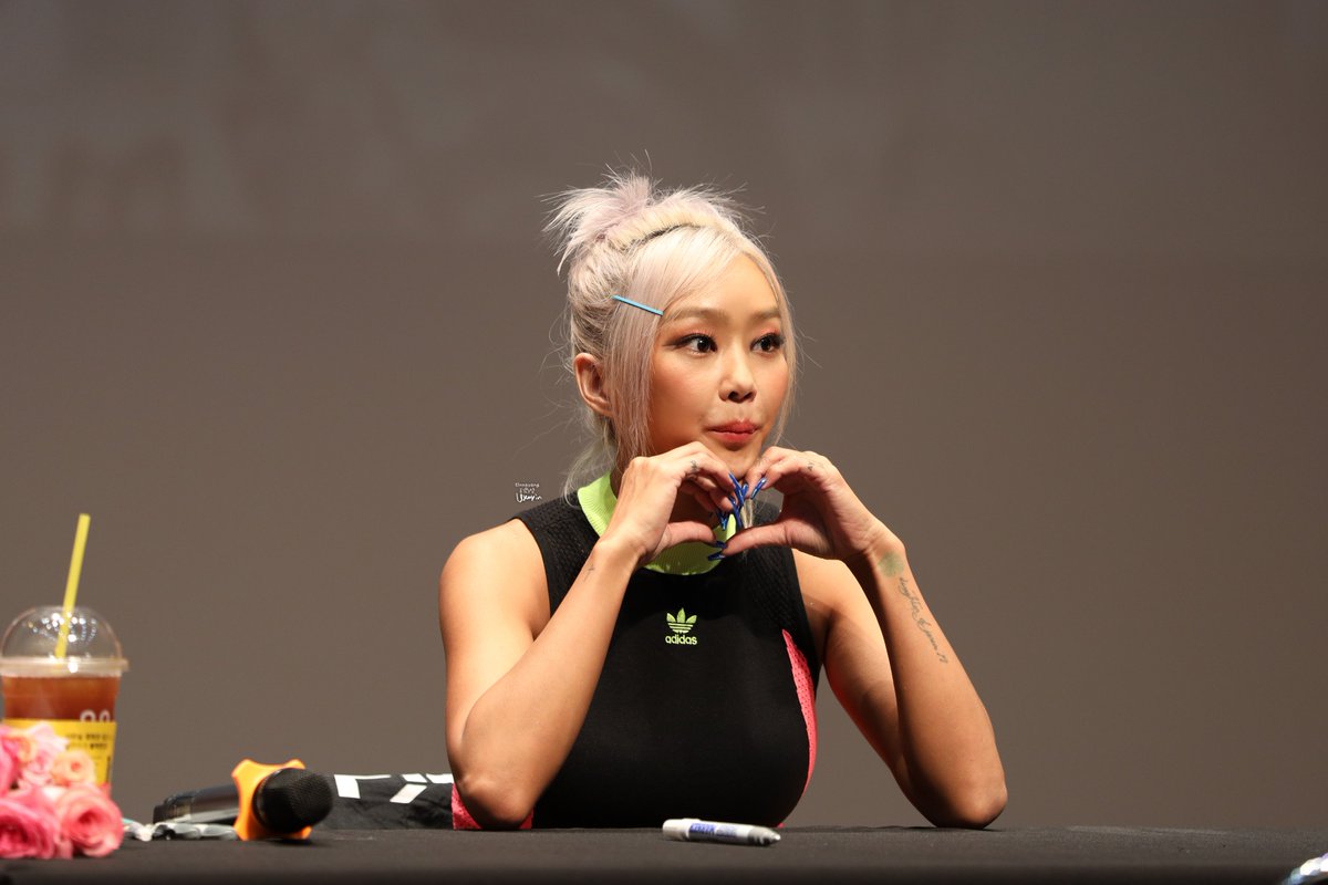 sistarbox's tweet image. 220725 #Hyolyn #효린 3rd mini album [iCE] 팬싸인회
sistarbox.blogspot.com/2022/07/220725…