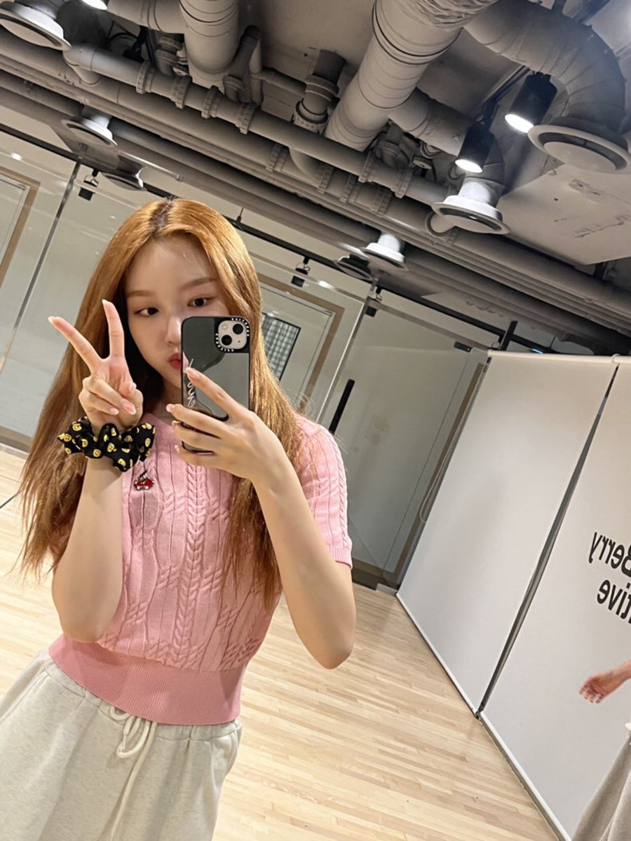 hyewonlqs's tweet image. the sequence .