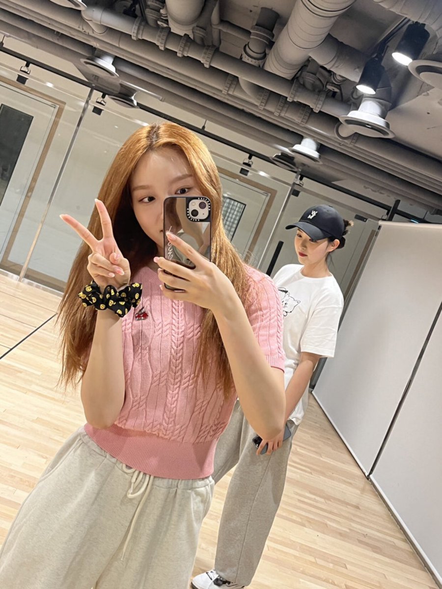 hyewonlqs's tweet image. the sequence .