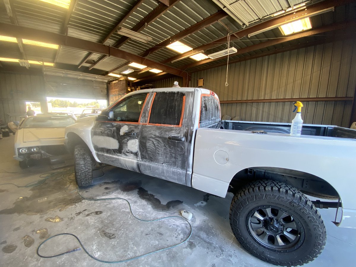 tgrindle_797's tweet photo. Can’t wait to get this thick girl back from paint today🙏 https://t.co/gY8tJDHV8s