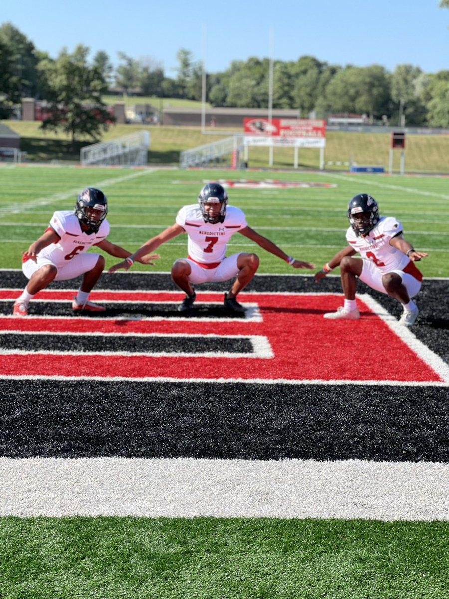 Had a wonderful time at <a href="/RavenFootballBC/">Benedictine Football</a> ! Really enjoyed the hospitality. <a href="/CoachCogan/">Kyle Cogan</a> <a href="/JoelOsborn_BC/">Joel Osborn</a> <a href="/BradHines17/">Brad Hines</a> <a href="/coach_hauser/">Aaron Hauser</a> <a href="/DHSPioneerFB/">Pioneer Football</a>