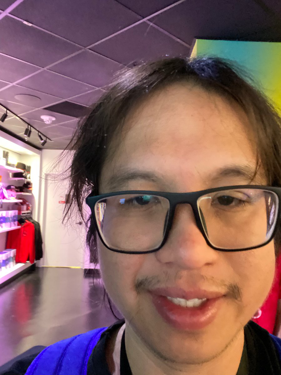 lord999xa's tweet photo. At the watch party, #KFAN103 #WSDNGAMING https://t.co/JWta6nWUPy