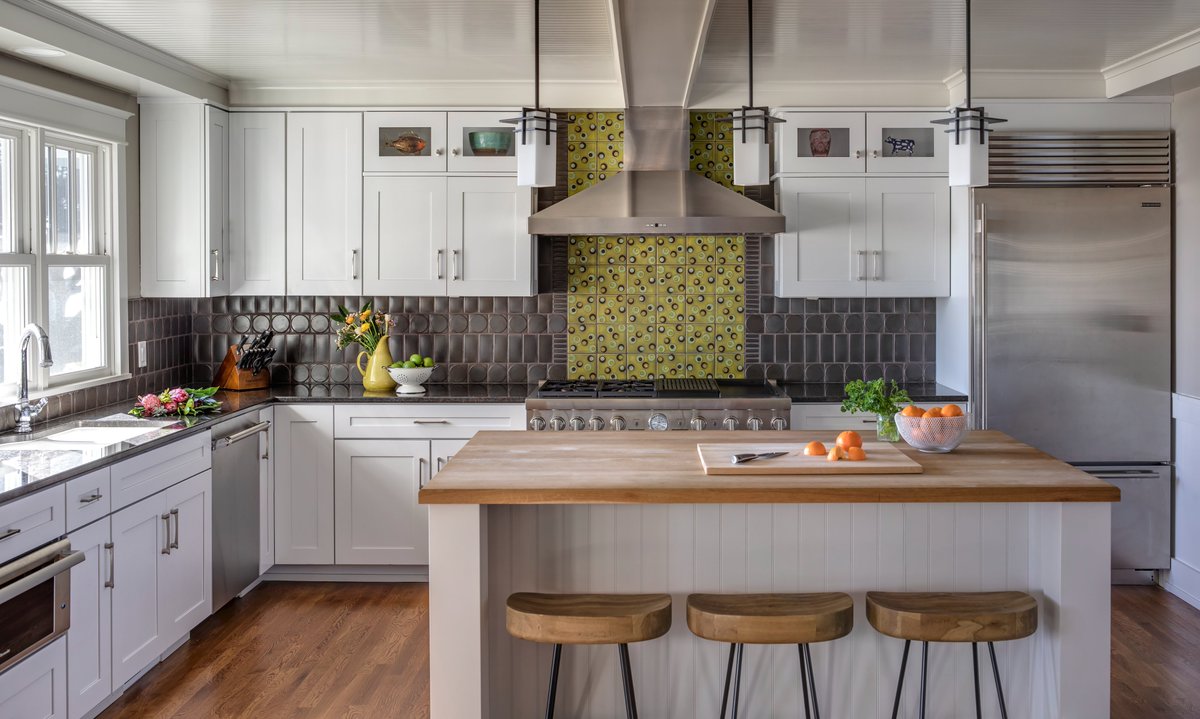 motawitileworks's tweet photo. Beauty from our installation design department!
Photo credit: https://t.co/S7tzSwXr4e
https://t.co/mq919E1Glf
#motawi #motawitileworks #tilebacksplash #kitchengoals #decorativetiles #midcenturydecor #mcmdesign #kitchenbacksplash #ceramics #arttile https://t.co/vmBV78LIXo