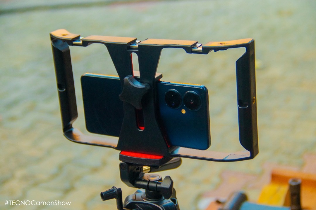 _iamtomi's tweet photo. Happy Sunday Guys 🦅
Y’all should check out this amazing movie “Roles Reversed” shot with Tecno CAMON19 Pro. An amazing movie directed by Kayode Kasum👍🏾.
Watch Full Movie below 👇🏼👇🏼
https://t.co/YwlW7F8eNV
#CAMONShow
#RoleReversed https://t.co/w1sF5uBbvy