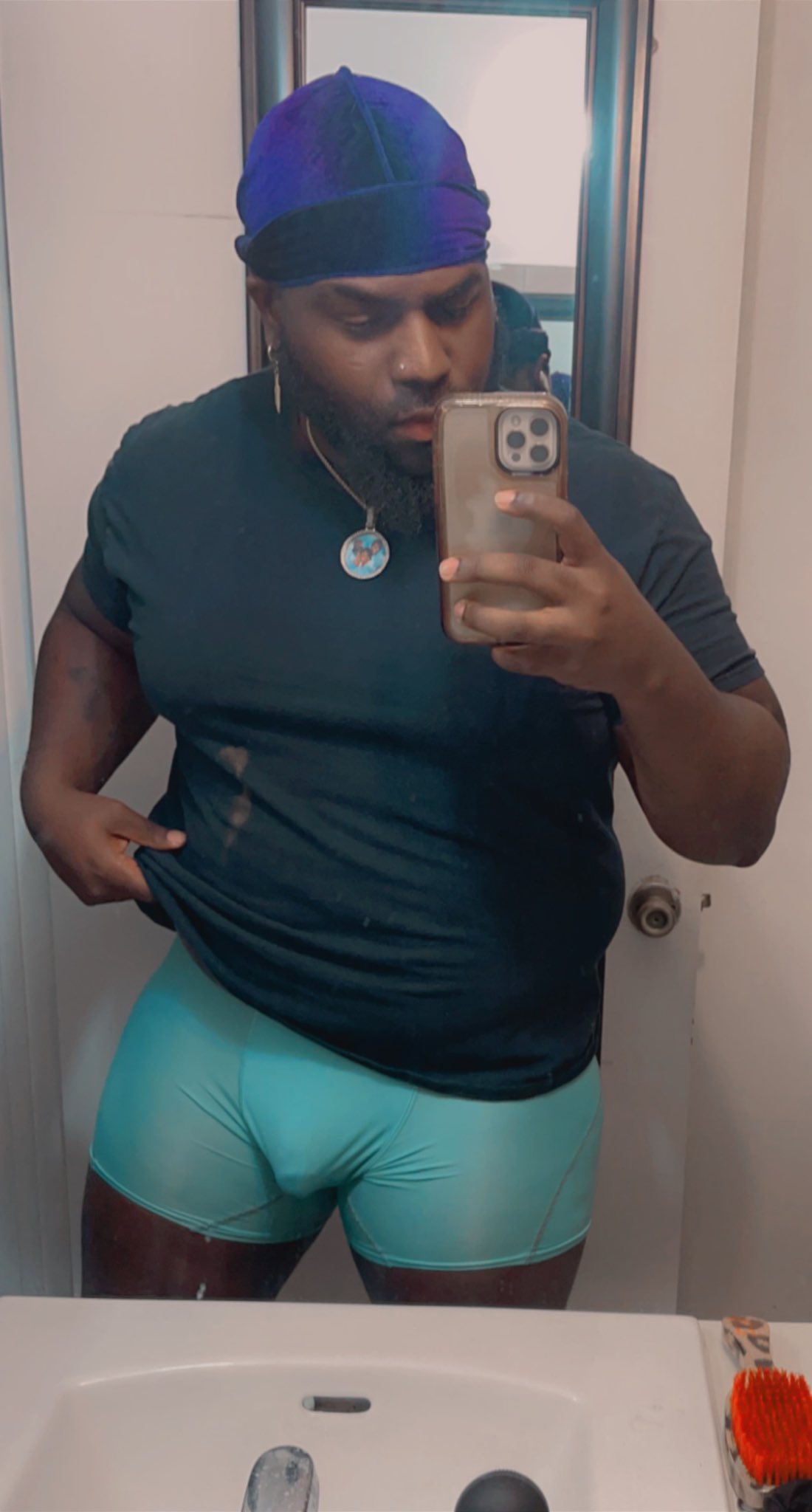 Where’s all my loyal subs 😉 https://t.co/sovwvKymaj