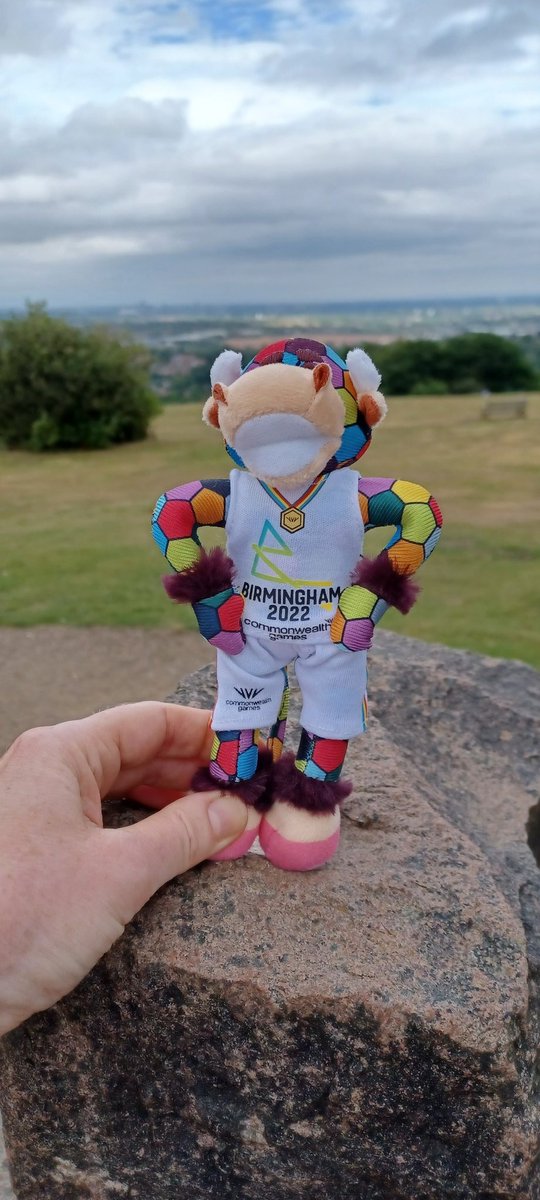 nicmal9's tweet photo. Perry visiting the Lickey Hills today as part of my training for #SaharanChallenge #2MarathonsIn2Days https://t.co/MR6BgygoHN