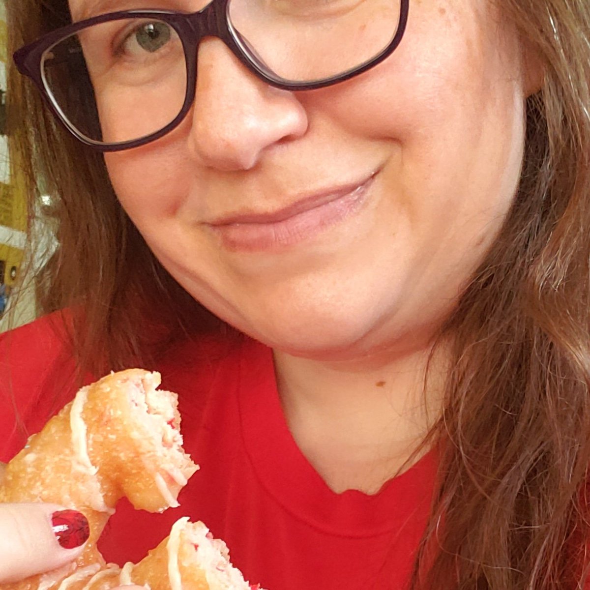 FranFitzner's tweet image. Ah, Advocacy with a side of 🍩 #GSU2022 #everytown #momsdemandaction ready for day 2 of GSU. Taking time with the kiddos to enjoy @DonutKingKC to reset.