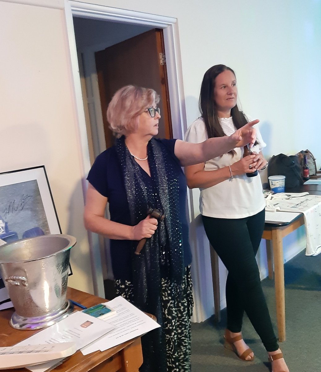 £1.5k raised for Susan's charities 
Last night our wonderful club members raise £1,500 in memory of Susan from our ladies team. Here's auctioneer Hilary and assistant Kayla in  action. Thanks to everyone who took part and all the local businesses who kindly donated prizes.