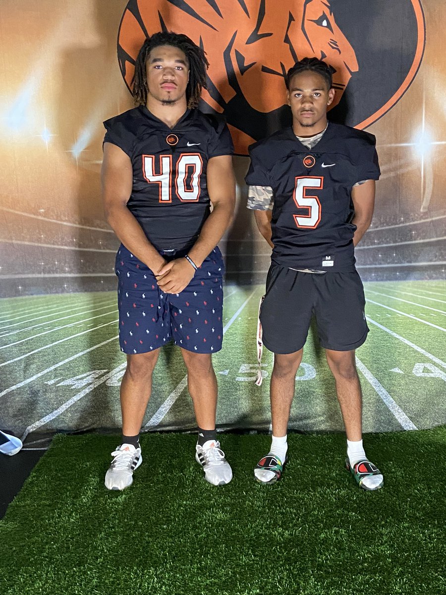 Had an awesome experience at the <a href="/ECUTigersFB/">ECU Tigers Football</a> camp w <a href="/chrisfitz40/">Chris Fitzpatrick</a> . appreciate you coach for the invite <a href="/LitrentaJohn/">John Litrenta</a>