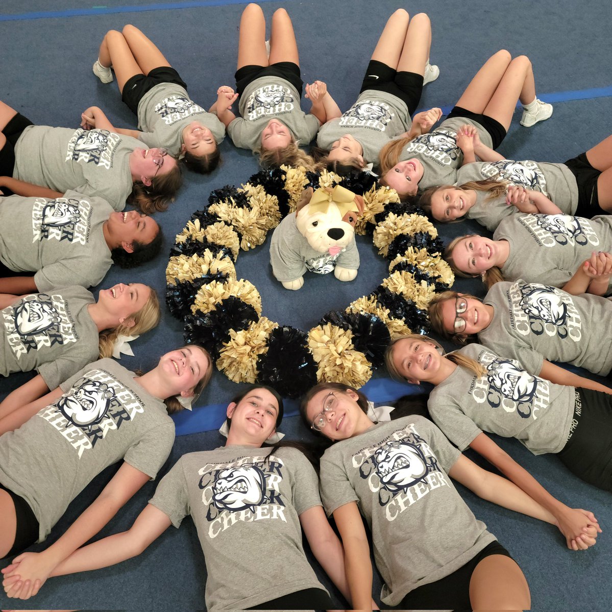 FHSCHEER1's tweet photo. #NewProfilePic https://t.co/55Oa8VLbtO
