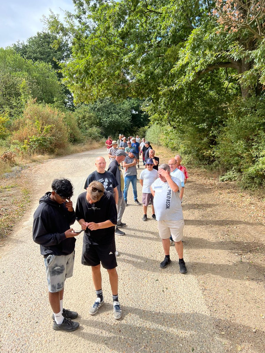 Nothing to see here, just a bunch of blokes from all walks of life talking about our feelings, whilst we walk &amp; talk. 💙

Nearly 40 of us this morning! 🙌🏻

Walk &amp; Talk 4 Men St. Neots 🧠

#mentalfitness #mensmentalhealth #community