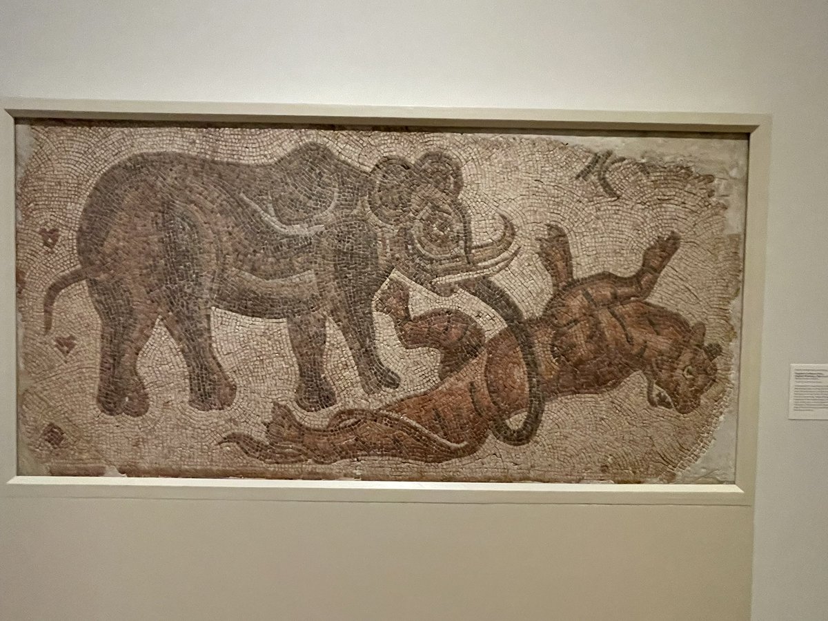 carlygpugh's tweet photo. Perusing the awe-inspiring collection @artsmia with the @NEHDigitalRome  crew! https://t.co/awaZIlkNxr