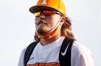 PodcastBeGreat's tweet photo. Two special episodes will drop over the next two weeks… Be sure to subscribe! @KirbyConnell16 and @CornJacob bring the heat, we sit down and talk about their journeys. Just 2, SC Class AA guys out here chasing their dreams! #BeGreatToday https://t.co/2vO9W5762b
