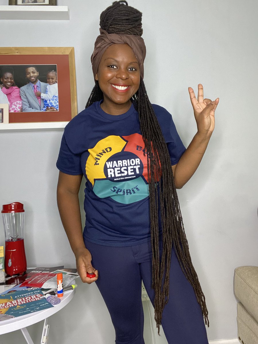 Cleverlychangin's tweet image. Thanks @SCCConsortium for the t-shirt, garden herb kit, blender, brochures, and vision board supplies. #sc3wc22