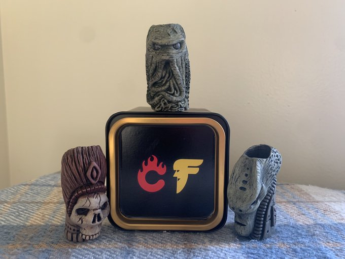 onlinetradehut's tweet photo. Bears On Smoke! 

We have Custom shoes 👟
We have Custom Canvas's 🎨
We have Custom Clipper Holders 🔥
We have IRL stoner products 🌿
+ more

500 🐻s in total (Under 4% listed)
400- Free Airdrop
100- Mint (SOLD OUT)

Who else does it like BOS?

#nft #nfts #NFTCommunity #SolanaNFT https://t.co/WeUlgBYbYs