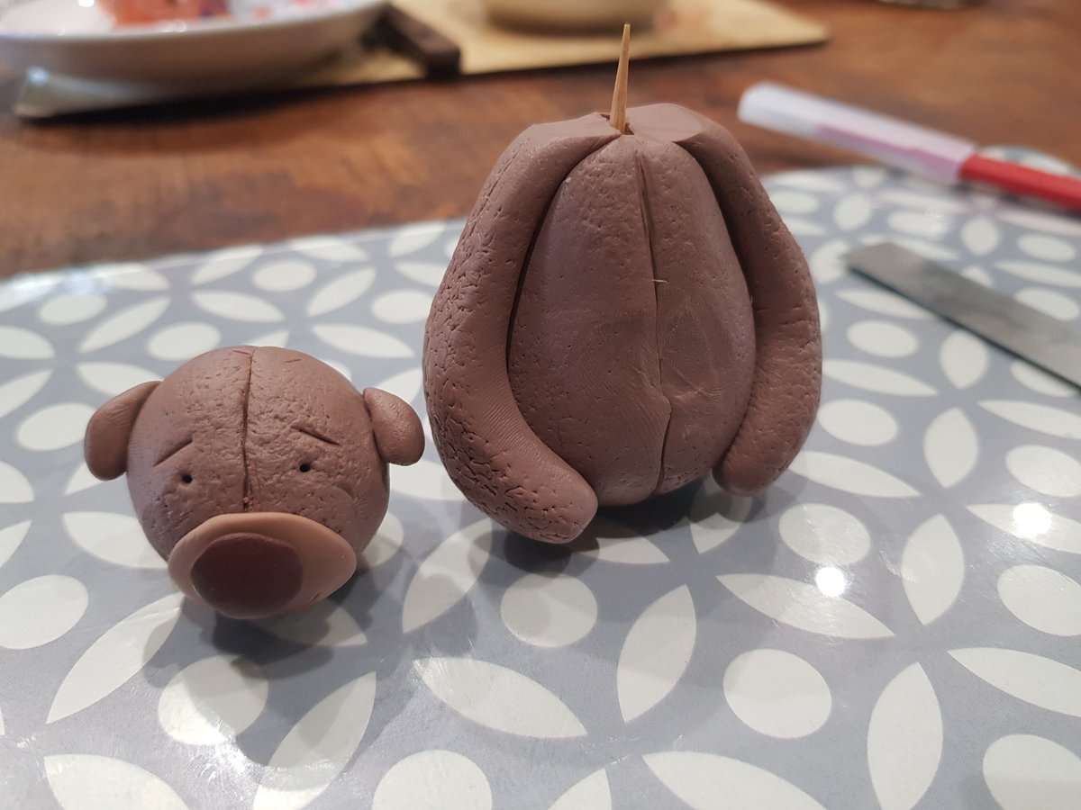 kendie's tweet photo. Had a lovely day at the Bear Workshop.
This is Ted my new bear ❤ #polymerclay #cernitclay #cernit #bear #handmade https://t.co/YKm1gzsnTf