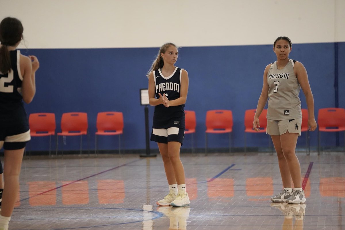 that’s a wrap! 8-0 lawrence champs! this season has been everything i’ve hoped for and more! thank you to <a href="/MissouriPhenom/">Phenom Basketball</a> for the opportunity and all the coaches for the time, knowledge, and encouragement! thanks to <a href="/butchjones82/">Butch Jones</a> @Cassyjean1280 for everything!!#readyfor2023