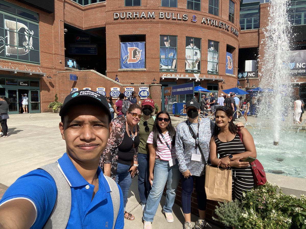 TEAM 5 is ready to enjoy a baseball game ⚾️🙌🏾🇺🇸⚾️⚾️ <a href="/ParticipateLrng/">Participate Learning</a>  #PLOrientation2022  #UnitingOurWorld