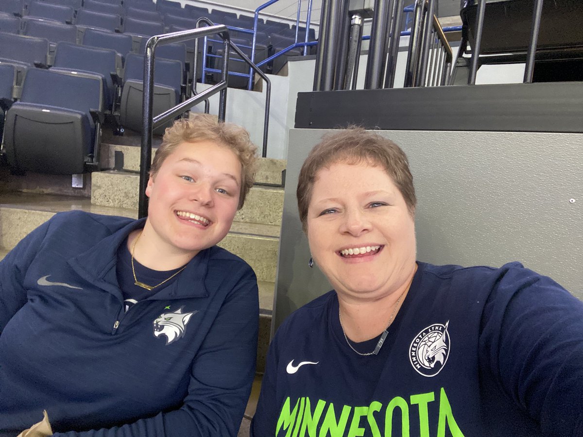 hwbooktech's tweet photo. #Lynxpix Go LYNX!! https://t.co/l6SED2OHJO