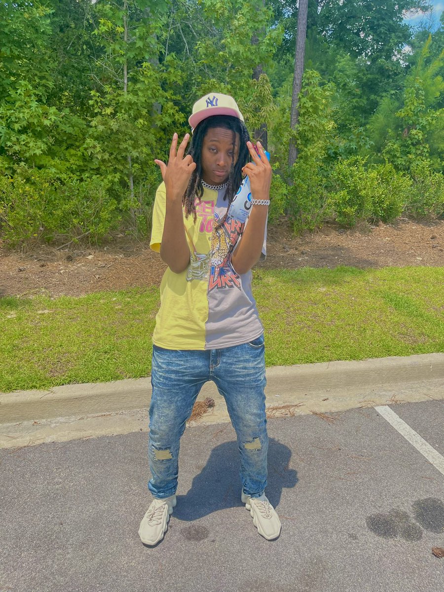 TheOnlyRespect's tweet photo. Photo Dump ✨😎 https://t.co/3kVzaUBeKv