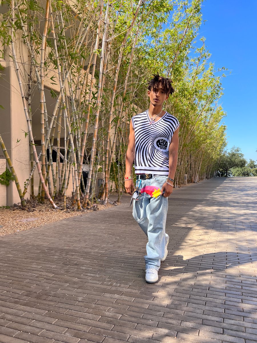 jaden's tweet photo. https://t.co/eE6FbEdJmZ