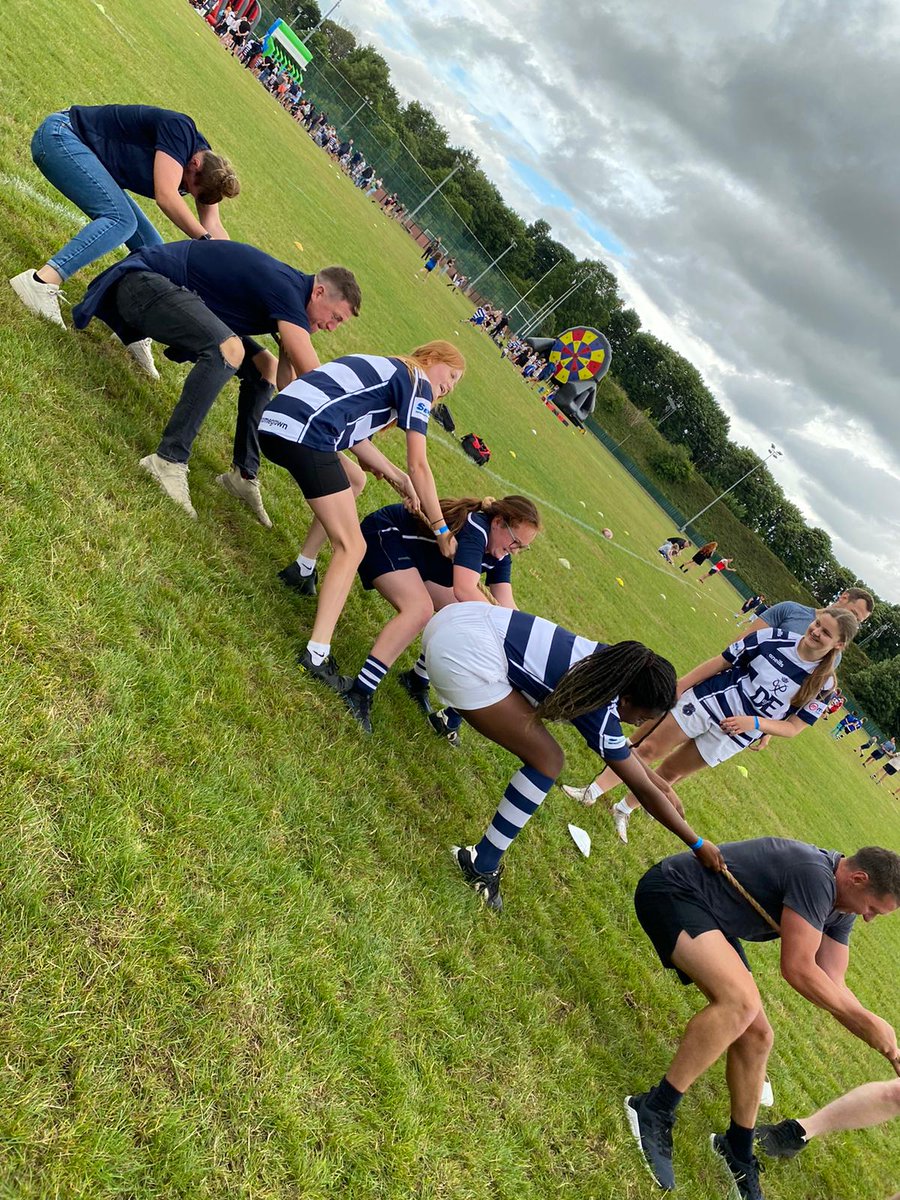 Hope you all enjoyed our Mini &amp; Juniors community event today. Thanks to <a href="/SaleSharksRugby/">Sale Sharks 🦈</a> <a href="/SamJames560/">Sam James</a> for their support 🦈👏