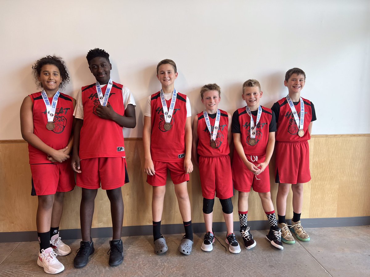 AtkinsonNiki's tweet photo. The Heat was on 🔥!  Great time at #ShowMeStateGames Placed 3rd and learned a lot, developing our skills.  Great sportsmanship and teamwork with a small team of 6.  👏🏼🎉 https://t.co/aFUxL22Nuy