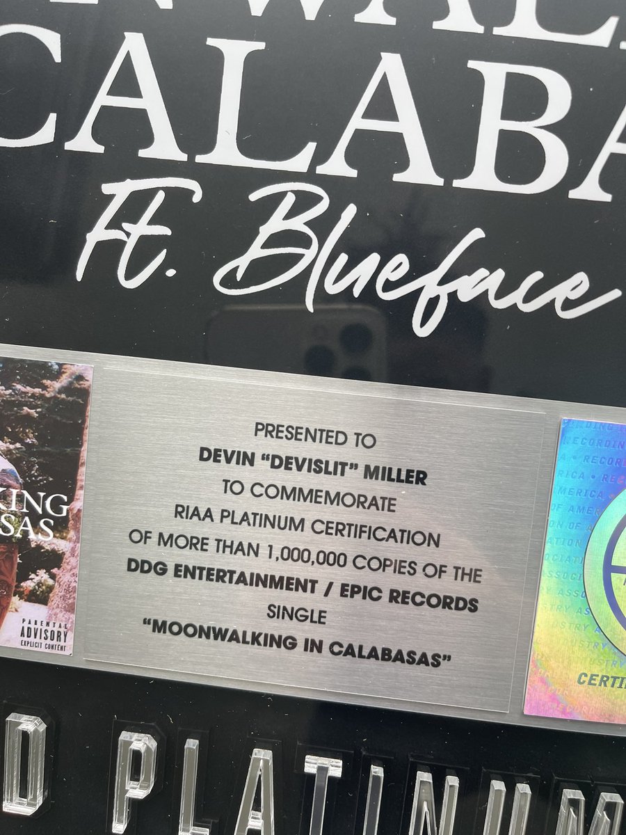 Devislit's tweet image. 