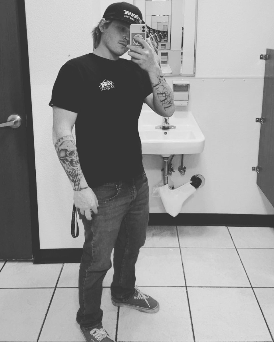 TylerMarx18's tweet image. 