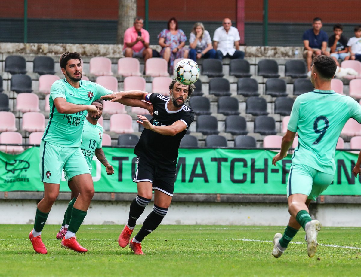 📢🔚‼️ FINAL DEL PARTIDO ¡¡¡CAMPEONES DEL #ULTIMATEFOOTBALLDRAFT!!!🏆⚽️🙌🏻

🇵🇹 <a href="/sjpf_pt/">Sindicato dos Jogadores</a> 0️⃣🆚2️⃣ Selección #AFEFútbol España 🇪🇸

⚽️ Szymanowski (6').
⚽️ <a href="/JuanmAcevedo30/">Juanma Acevedo</a> (61').

#SesionesAFE XXVIII