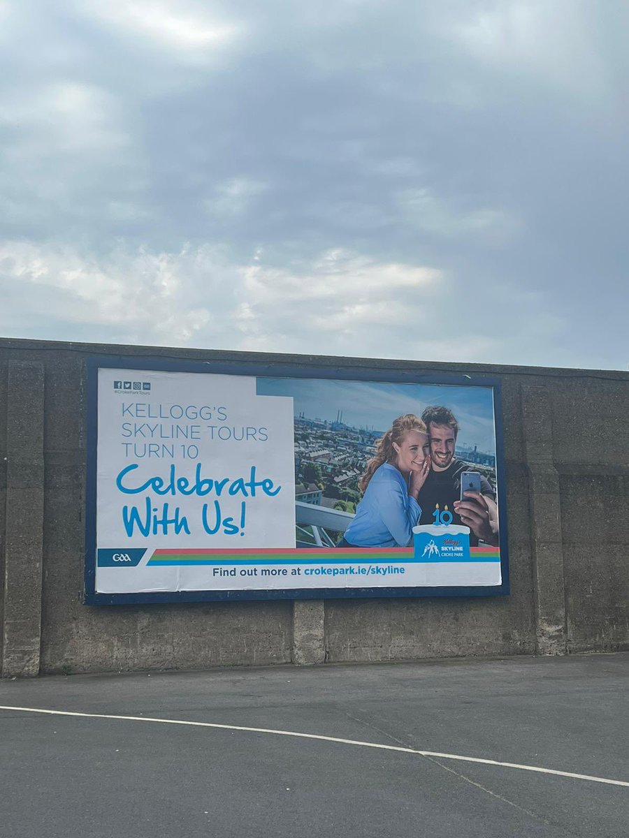 hellofraser's tweet photo. All Ireland Football Final Day 🏆
We’ve spotted some Fraser talent on billboards around @CrokePark today for the @KelloggsUKI Skyline Tour👏

#fraser #models #actors #skyline #allireland #football #gaa #crokepark #AllIrelandFootballFinal #gaafinal https://t.co/KqBOrGBe9g