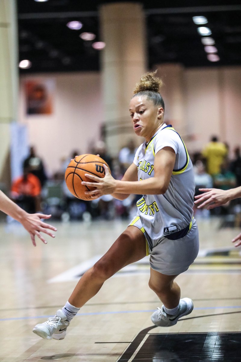 OhioBasketball.com (@ohio_basketball) on Twitter photo East Coast United (<a href="/ECunitedbball/">eastcoastunited</a>) and New Jersey Demons (<a href="/ushoops/">Coach Rich Leary</a>) went head-to-head as the Demons took the victory to advance in the <a href="/Elite40League/">Elite 40 League</a> tournament championship!
<a href="/ChampionshipORL/">National Championship Orlando 🏖🏝</a> #ohiobasketball <a href="/RoseJaida1/">Jaida M Civil....2025🏀</a> <a href="/celhamalawy/">Cierra Elhamalawy</a> East Coast United (<a href="/ECunitedbball/">eastcoastunited</a>) and New Jersey Demons (<a href="/ushoops/">Coach Rich Leary</a>) went head-to-head as the Demons took the victory to advance in the <a href="/Elite40League/">Elite 40 League</a> tournament championship!
<a href="/ChampionshipORL/">National Championship Orlando 🏖🏝</a> #ohiobasketball <a href="/RoseJaida1/">Jaida M Civil....2025🏀</a> <a href="/celhamalawy/">Cierra Elhamalawy</a>