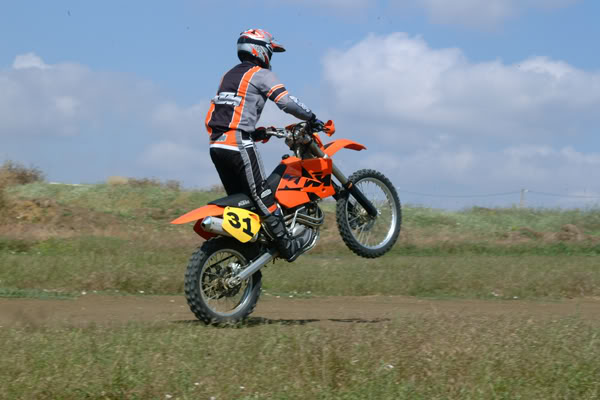 EndurocuCom's tweet photo. Gündüz Hakan Savaşer #ktm #2whelladventure #motorcyclesadventures #dualsportlife #advriders #bigtrail #offroad #adventurebikes #endurocu #motorcycletravel #motosiklet #motorcycletouring #makelifearide #motogezi #advpic #motokamp #yolhikayeleri #advlife #adv #motor #bike #enduro https://t.co/Q7RutfKTTa