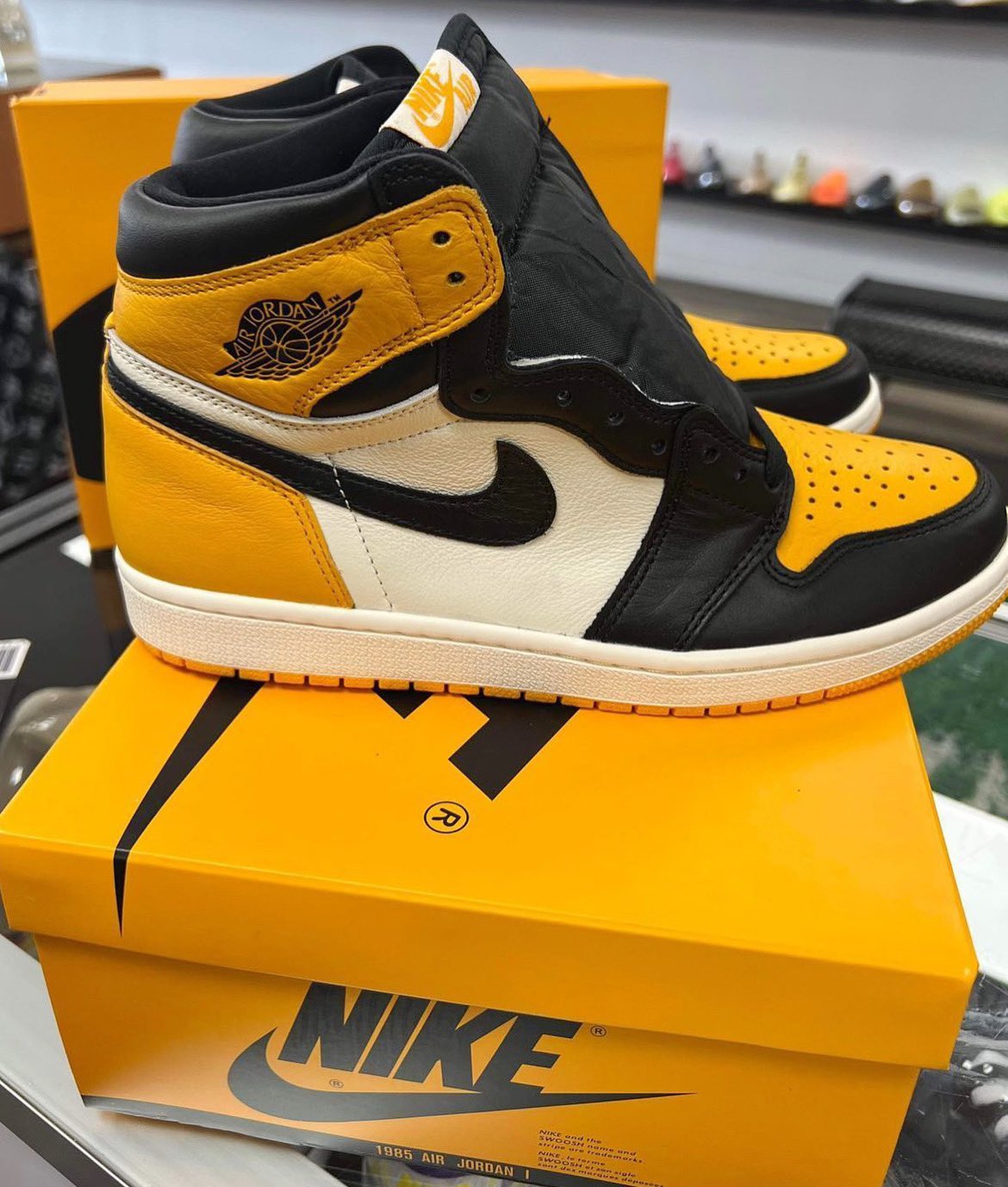 zSneakerHeadz on Twitter: 