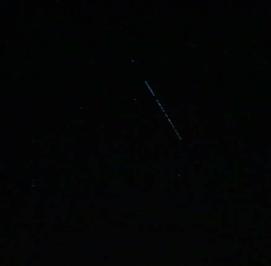 ismail17ida's tweet photo. Anlık.. Starlink Uyduları 🌠 

#Kazdaglari #Kalkım #Canakkale
#anadolugram #starlink #astrophotography #canontürkiye  #canon70d  #çanakkale  #kazdağları #manzara #nightphotography #elonmusk #uydular https://t.co/JbDIVZ5az7