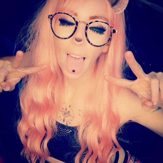 RoxyRoses13's tweet photo. https://t.co/vy8kGTDRwf https://t.co/ommrWOsPT1