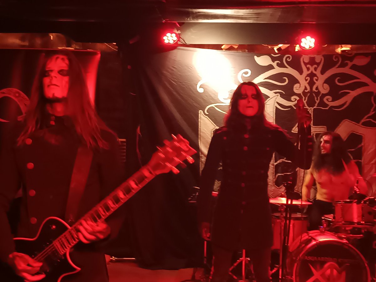 MetalGuardianes's tweet photo. Acaban de subir #Ultar 🤘🤘🤘 https://t.co/KFHjTrL7V5