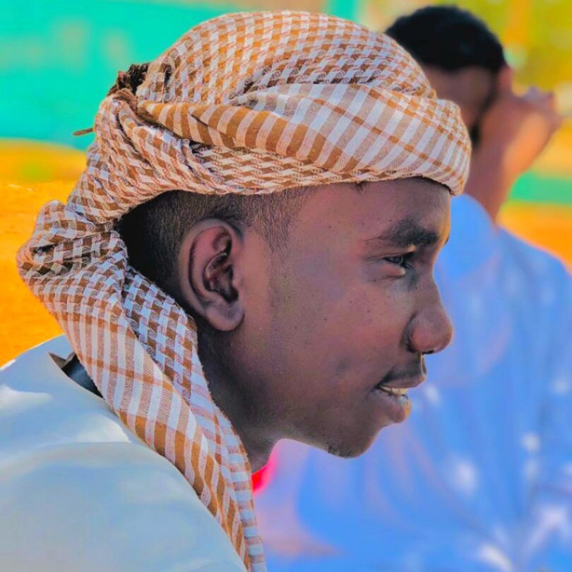 tboo1232's tweet photo. #كل_زول_ونيتو_وقسمتو ✨💕🕸 https://t.co/vyv3Sf7YW4