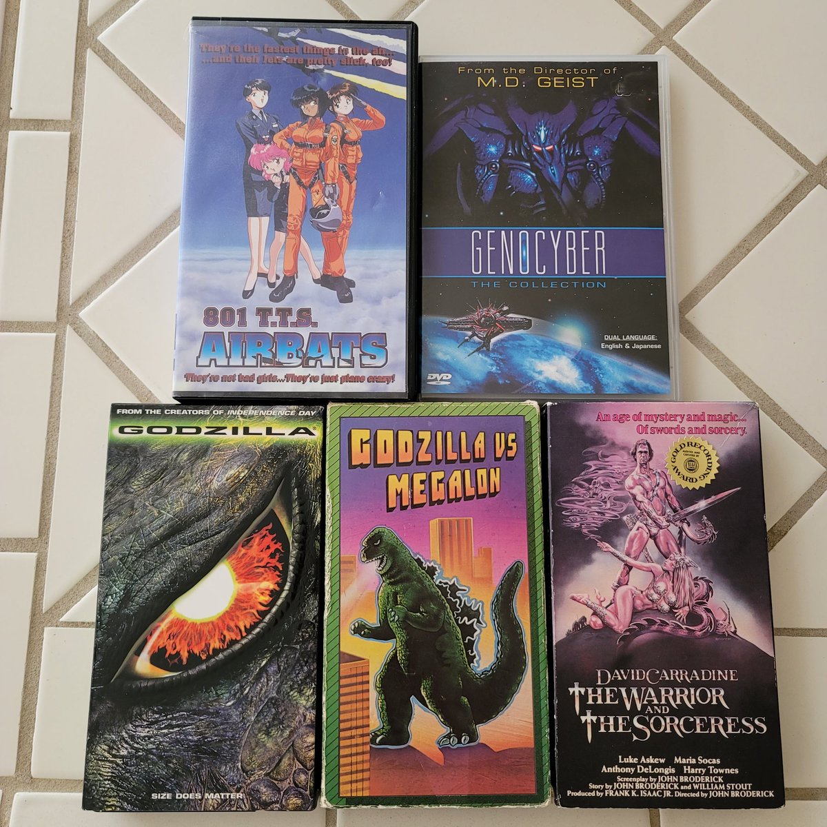 DavidBruno's tweet photo. Some new (used) additions to my VHS and DVD collection.
Anyone watch any of theses before?

#ADVision #Genocyber #Airbats #90sAnime #USMangaCorps #Godzilla #TOHO #VestronVideo #VHS #DVD https://t.co/yOSsPq9Y2r
