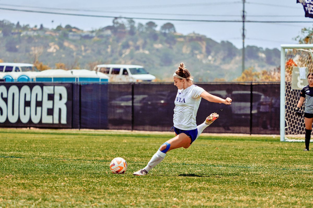 piper_bertani's tweet photo. Had a great time at @surfcupsports this weekend!!! Played against some great teams. It was also great seeing some of my former coaches @Bates103 @margaozasa. I am super lucky to have had them help me develop into the person I am today!
@ECNLgirls @ECNL_NCAA https://t.co/Ms7xRfUsXS